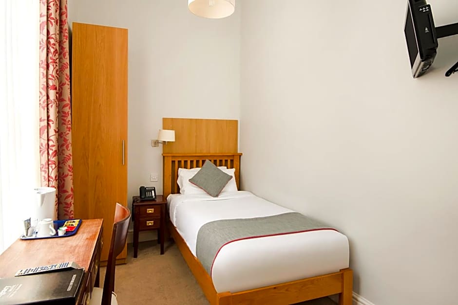 OYO Flagship The Regency