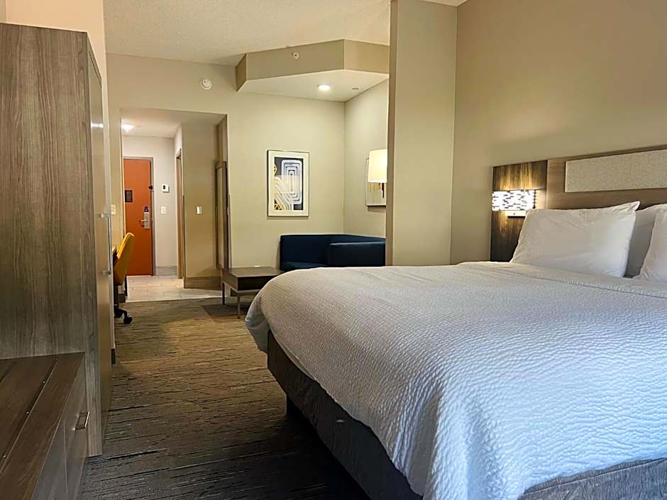Holiday Inn Express & Suites Sebring By IHG