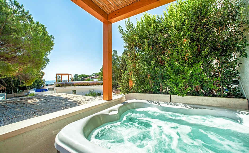 NOHA Lifestyle Hotel - Adults Only