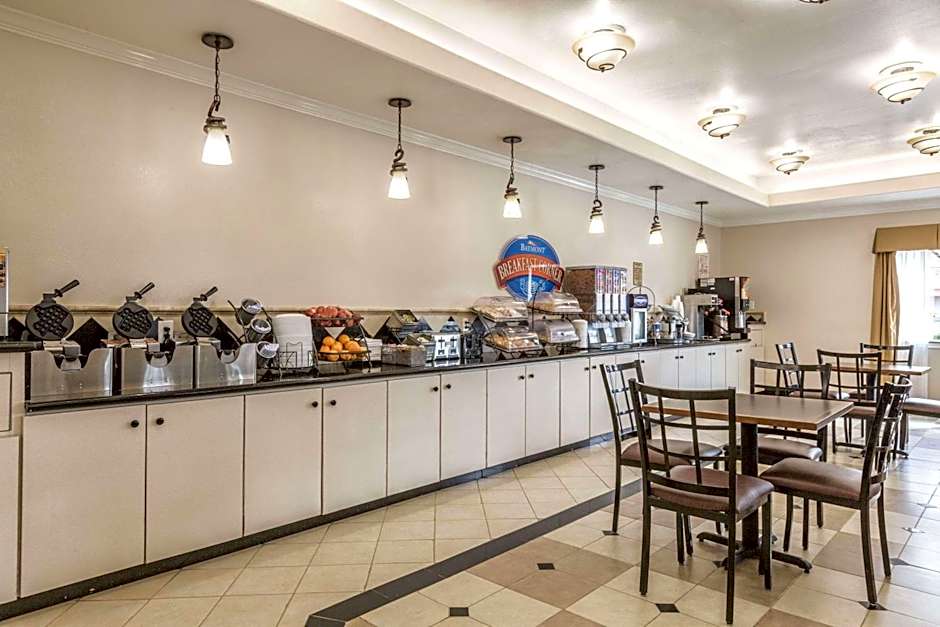 Baymont by Wyndham Galveston