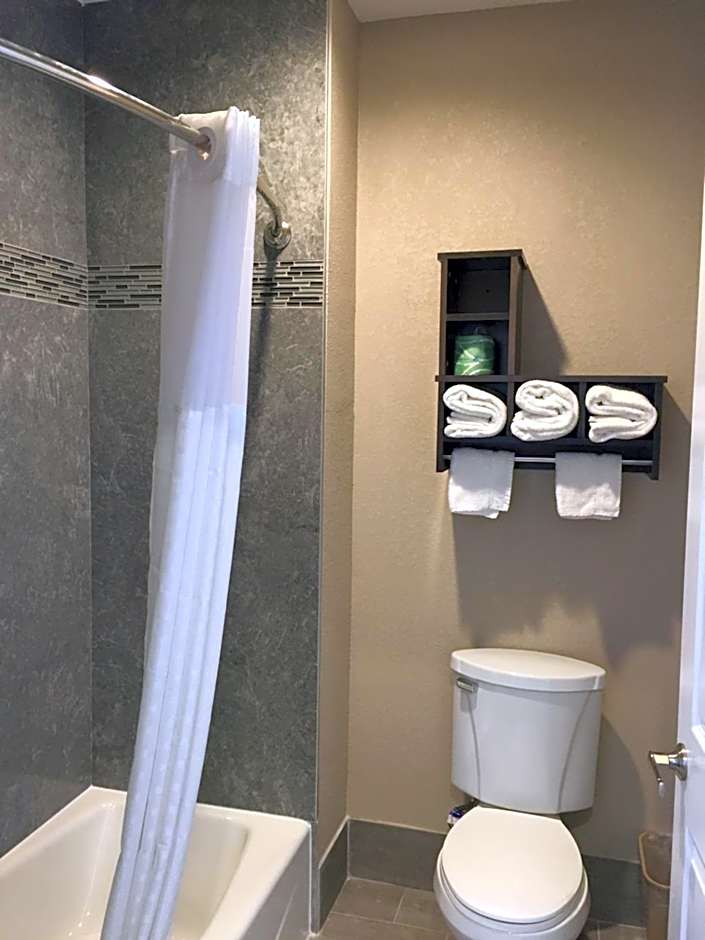 Econo Lodge Inn & Suites Houston