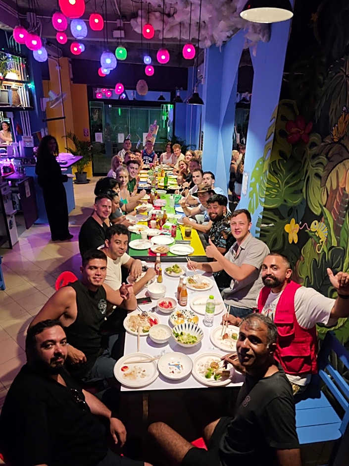 The Funky Monkey Hostel - 18 to 40 years old only