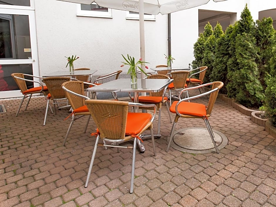 DORMERO HOTEL DRESDEN AIRPORT