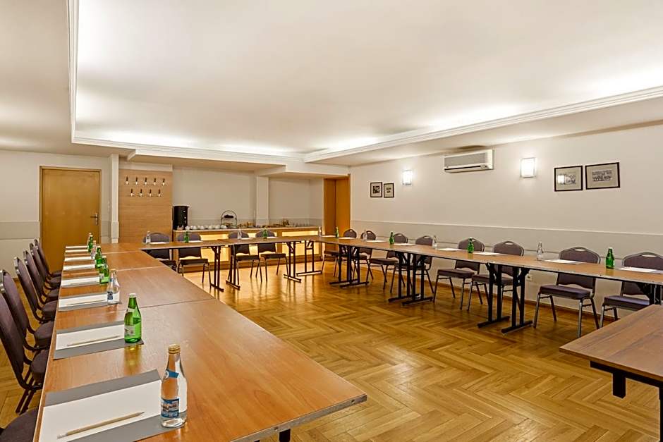 Hotel Bielany