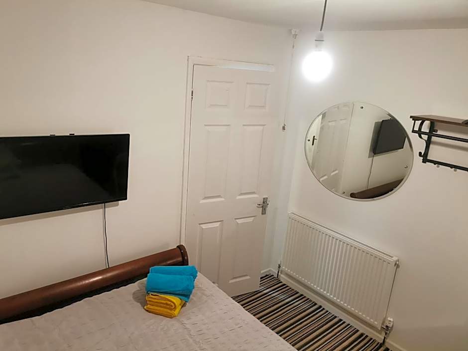 116 Maison Dieu Road Room E in Dover