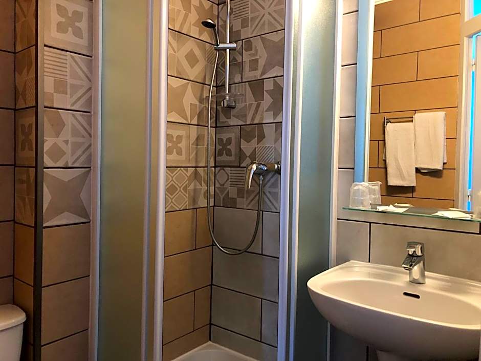 Hotel Triotel