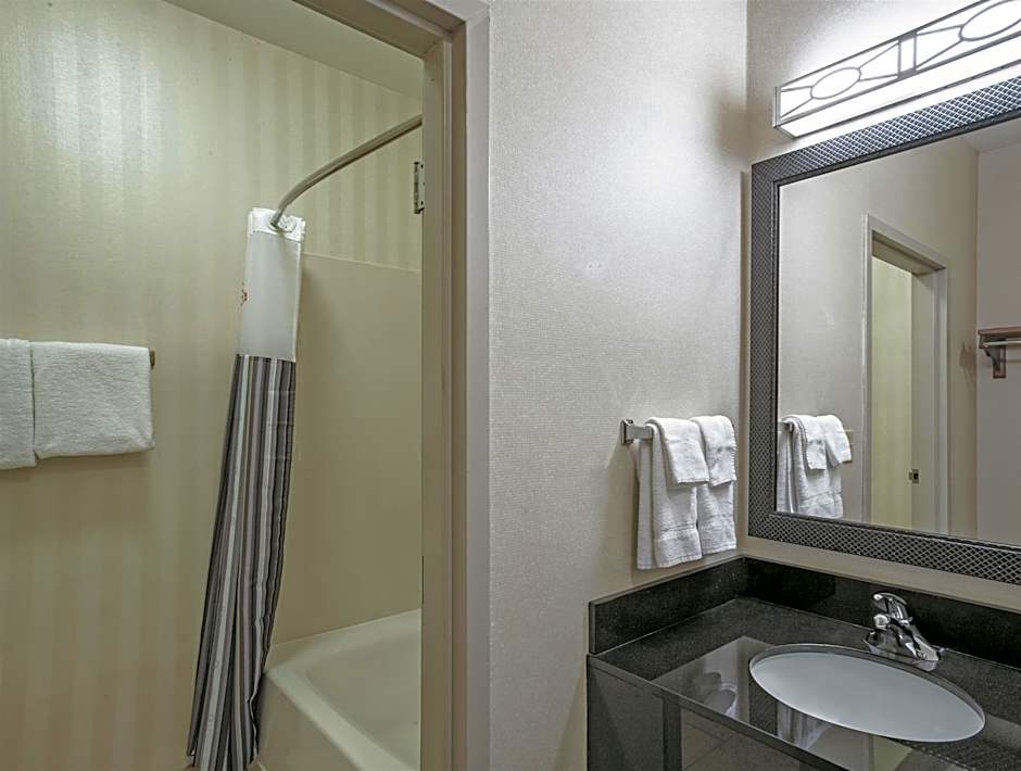 La Quinta Inn & Suites by Wyndham Manassas Battlefield