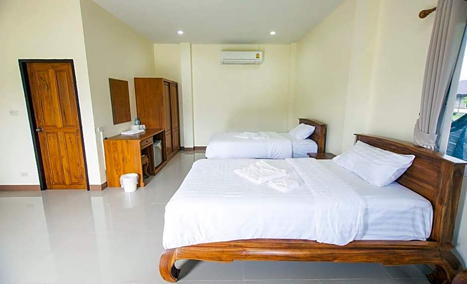 Mae Faek Villas