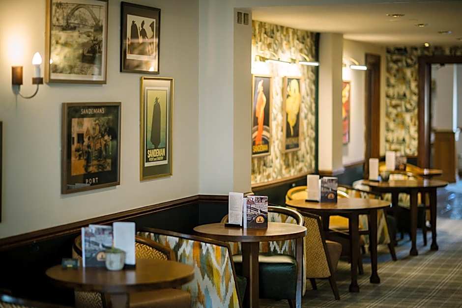 Lancaster House Hotel