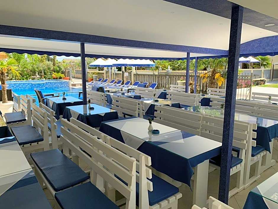 Aparthotel Villa Primafila