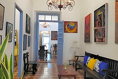 Galeria de Arte Casa Morada en el corazón del centro