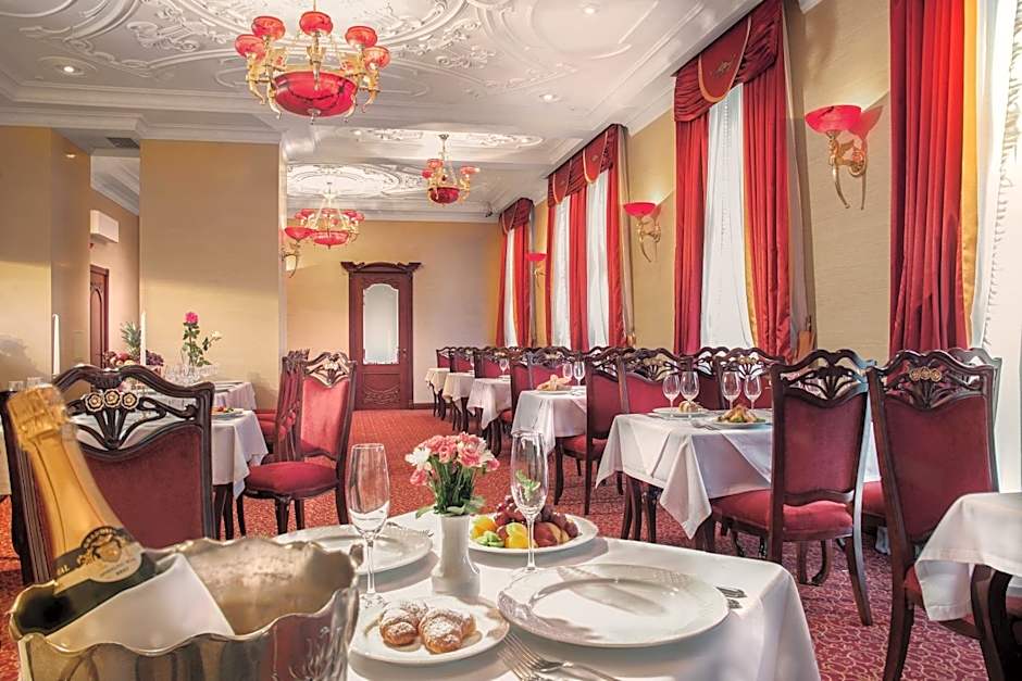 Staro Hotel