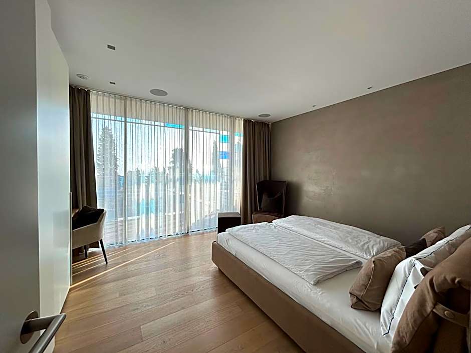 Eden Reserve Hotel