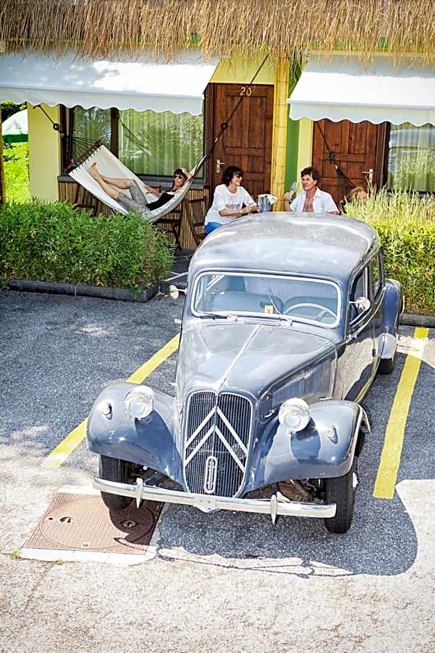 Bamboohouse Motel Riazzino