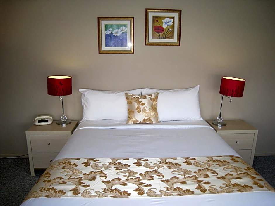 Country Lodge Motor Inn