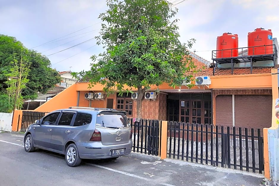 SPOT ON 2683 Cempedak Residence