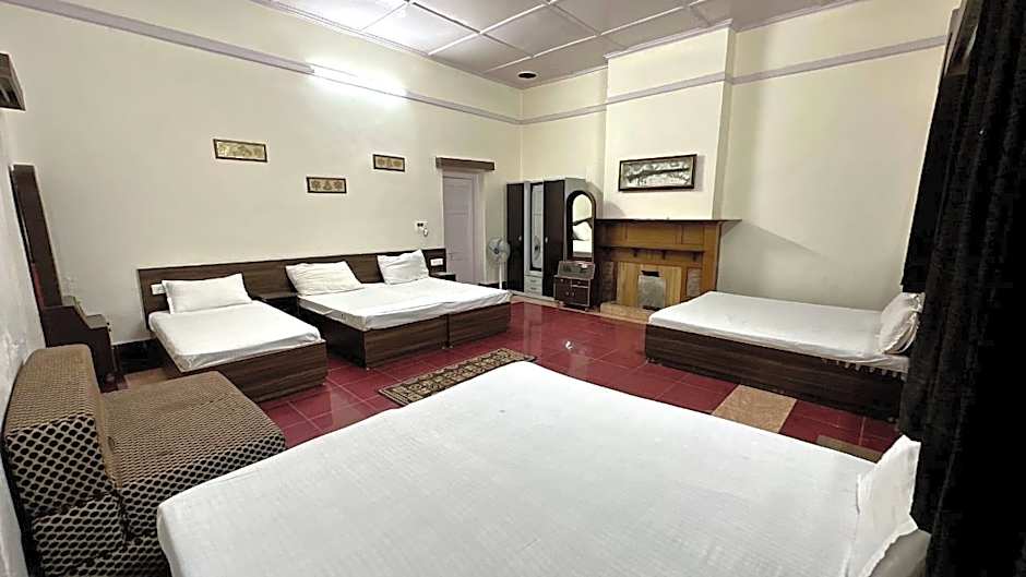 Photo 1 of 2 of Big Room