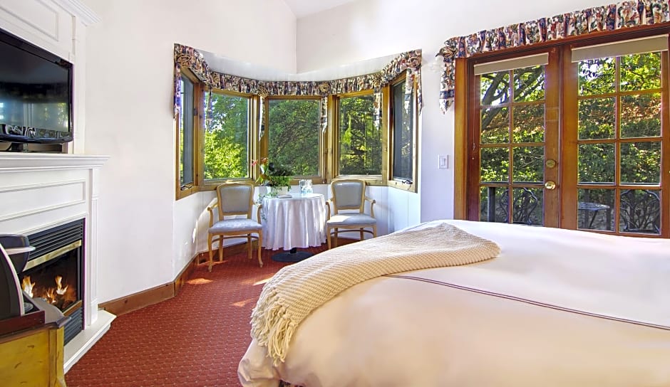 Babbling Brook Inn