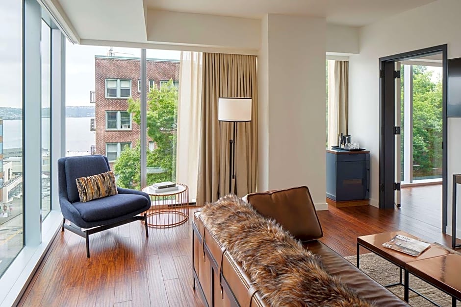 Thompson Seattle by Hyatt