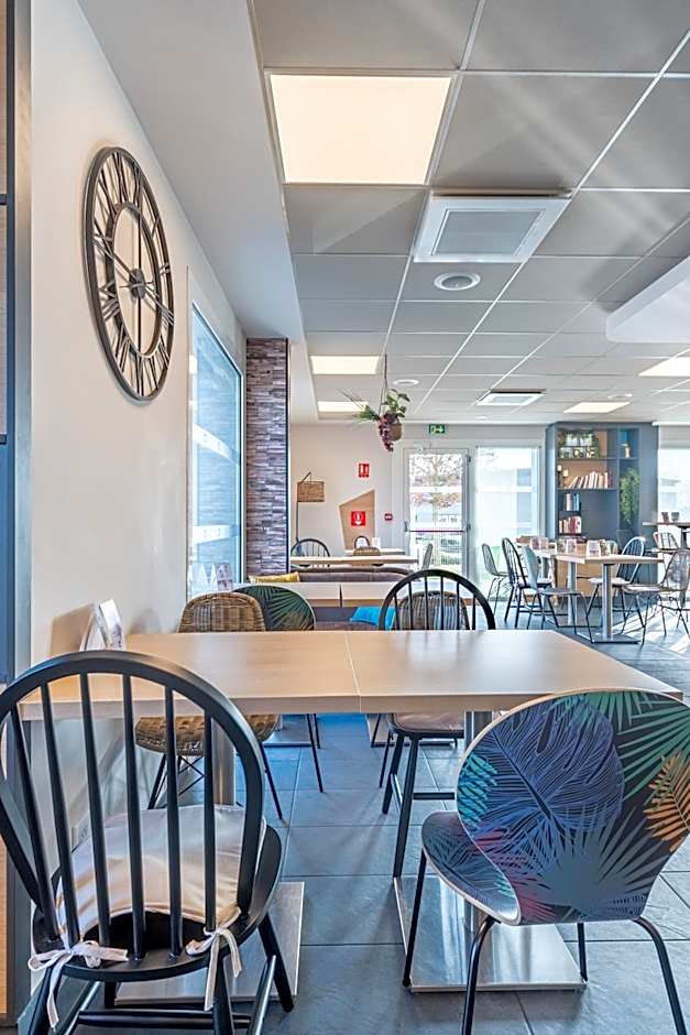 B&B HOTEL CHARTRES Oceane