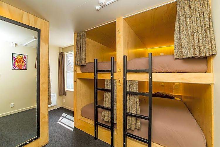 Tahuna Pod Hostel