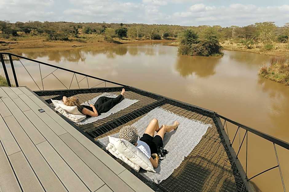 Sensiri Plains Safari Lodge