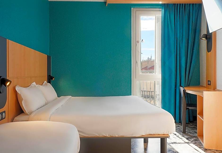 B&B HOTEL Marseille Centre Vieux Port