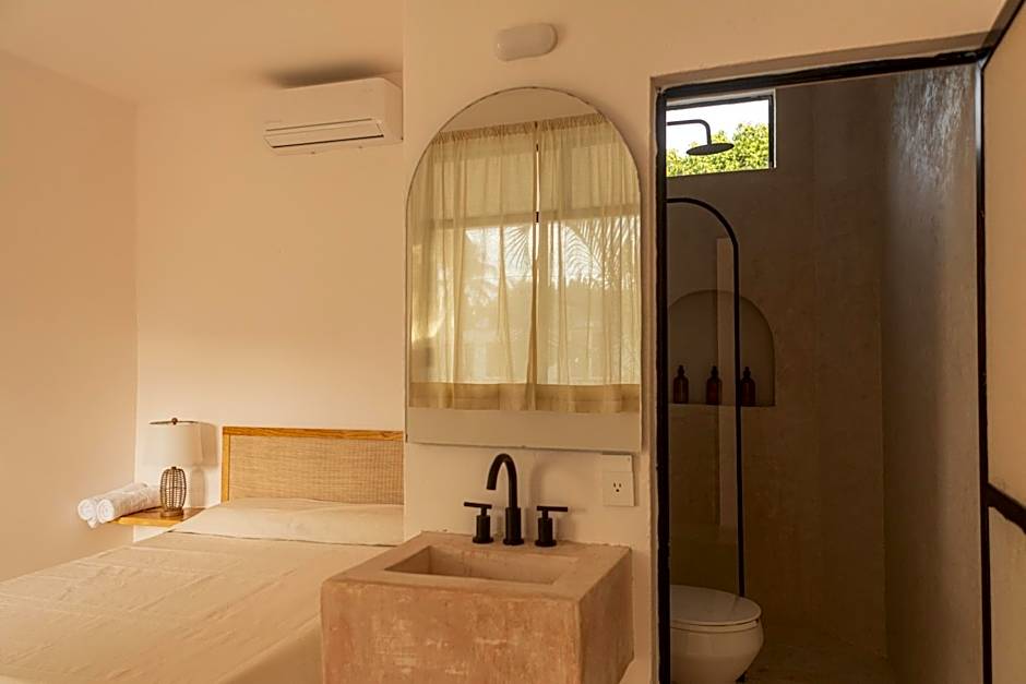 La Punta Rooms
