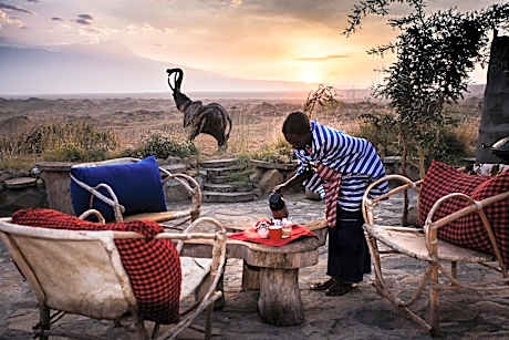 Original Maasai Lodge – Africa Amini Life