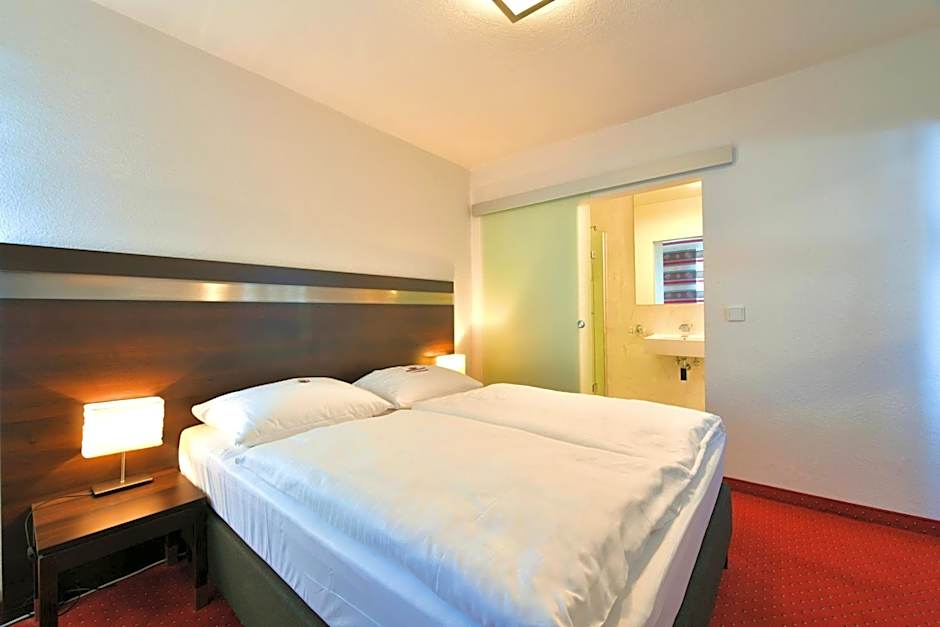 SKYHOTEL Merseburg