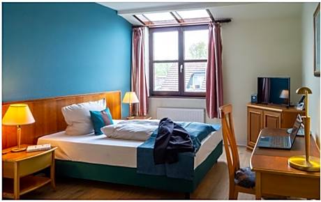 Single room - Standard with bath
