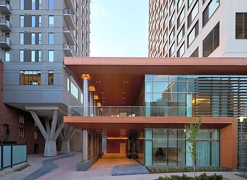 Kimpton Claret Hotel By IHG