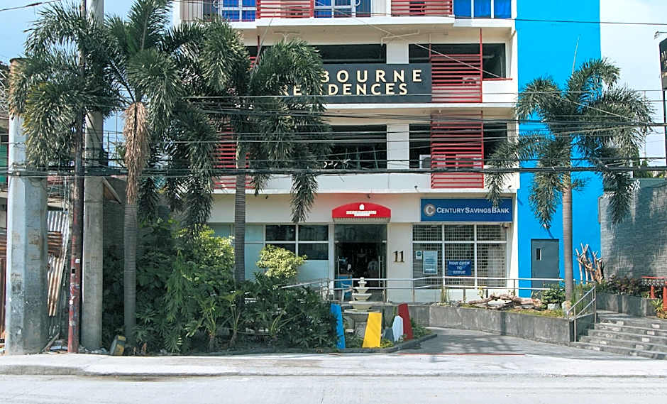 RedDoorz @ Melbourne Suites Makati