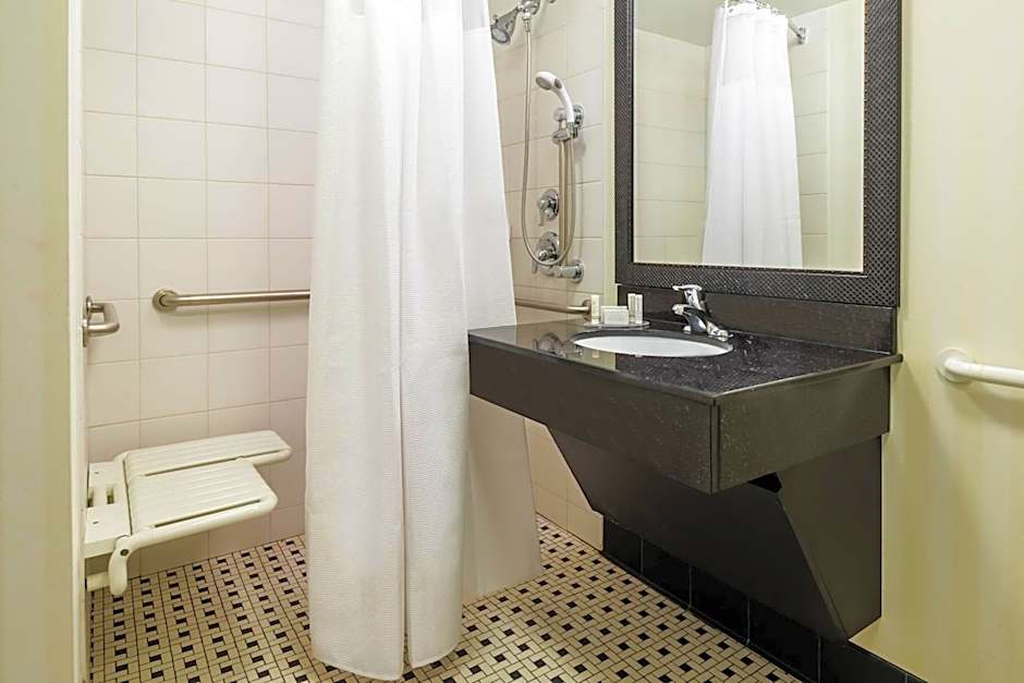 Fairfield Inn & Suites by Marriott Buffalo Airport