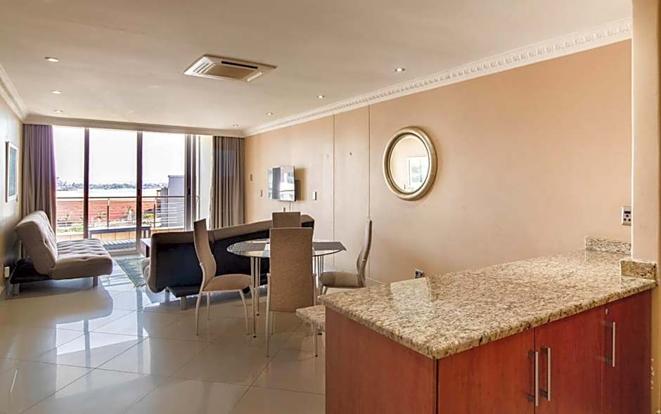 Stunning Sails on Point G407