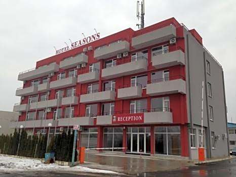 Hotel Seasons 2 – Sunny Beach, WY