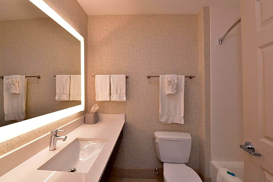 Holiday Inn Express Mystic By IHG