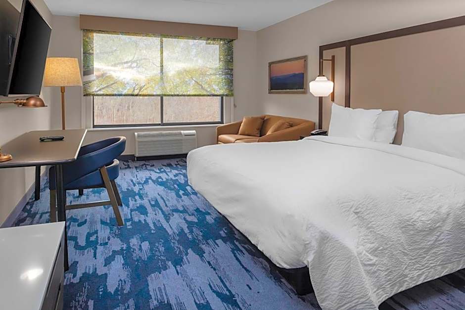 Fairfield Inn and Suites by Marriott Springfield Enfield