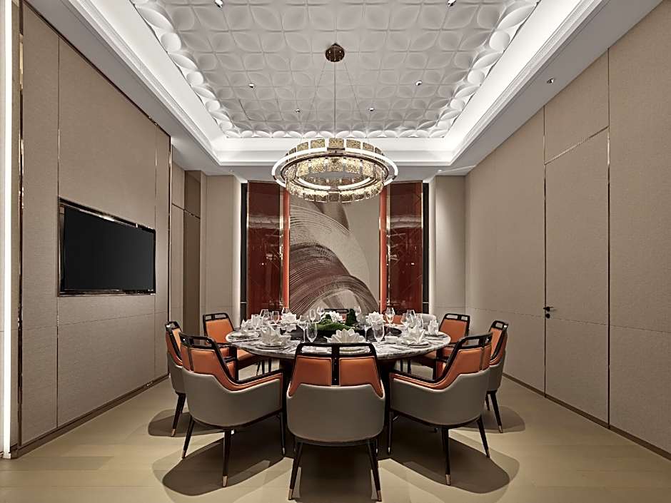 DoubleTree by Hilton Cangnan