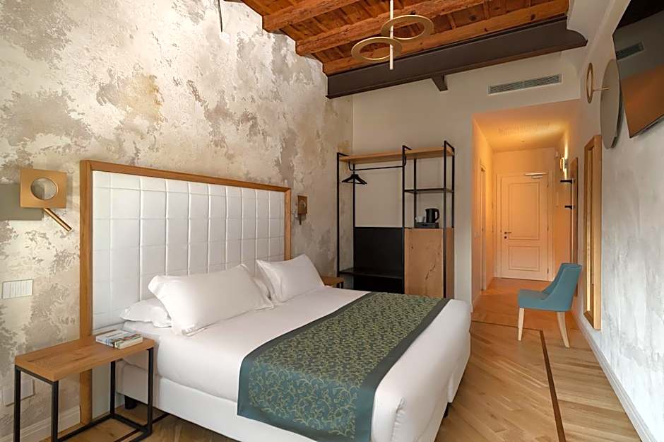 Cà Uberti Palace Hotel, MantegnaHotels