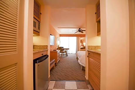 King Room with Roll In Shower - Disability Access/Non-Smoking