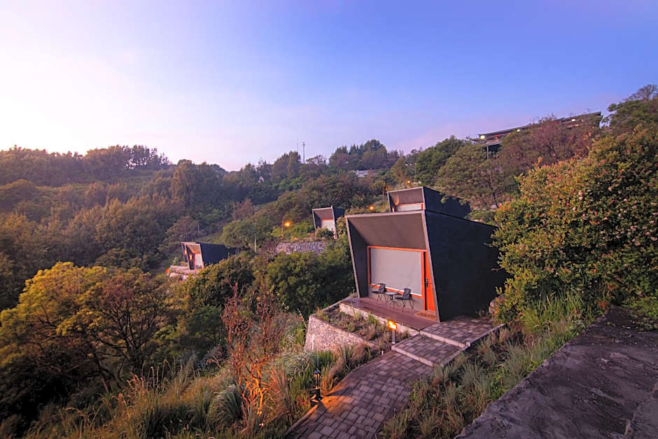 ARTOTEL Cabin Bromo