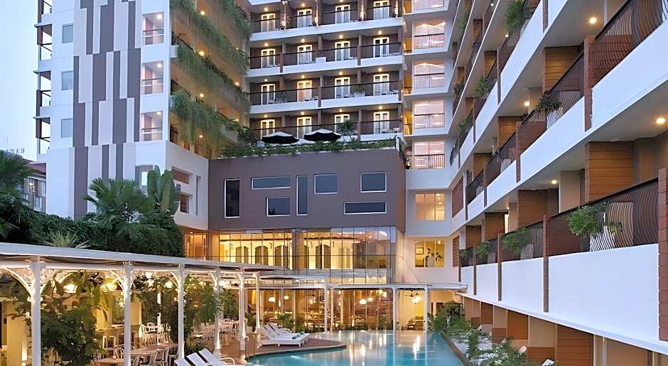 The 1o1 Yogyakarta Tugu Hotel