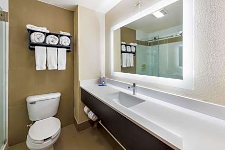 Standard Queen Room with Two Queen Beds