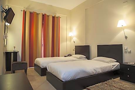 Deluxe Twin Room with Balcony