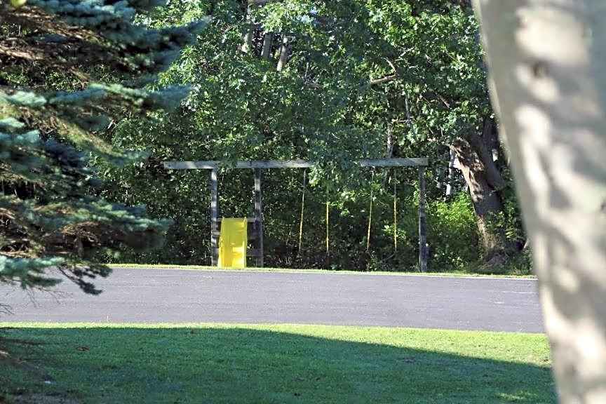 Coastal Inn - Kingfisher