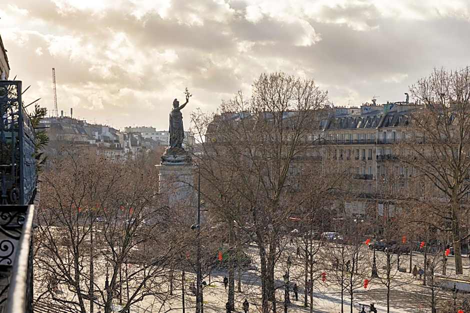 Hotel De L'Exposition - Republique