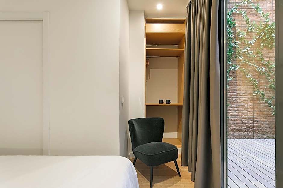 Arte Suites by Olala Homes