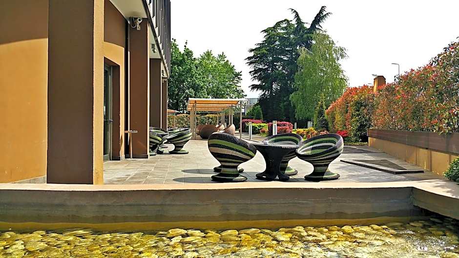 The Hub Hotel