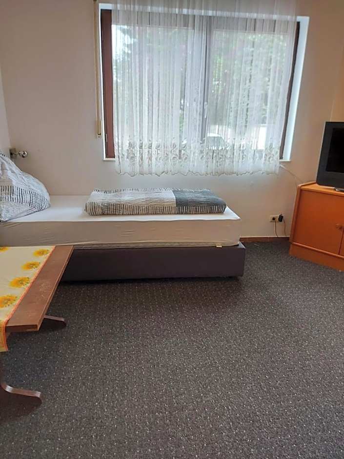 Hotel -Pension-Weller